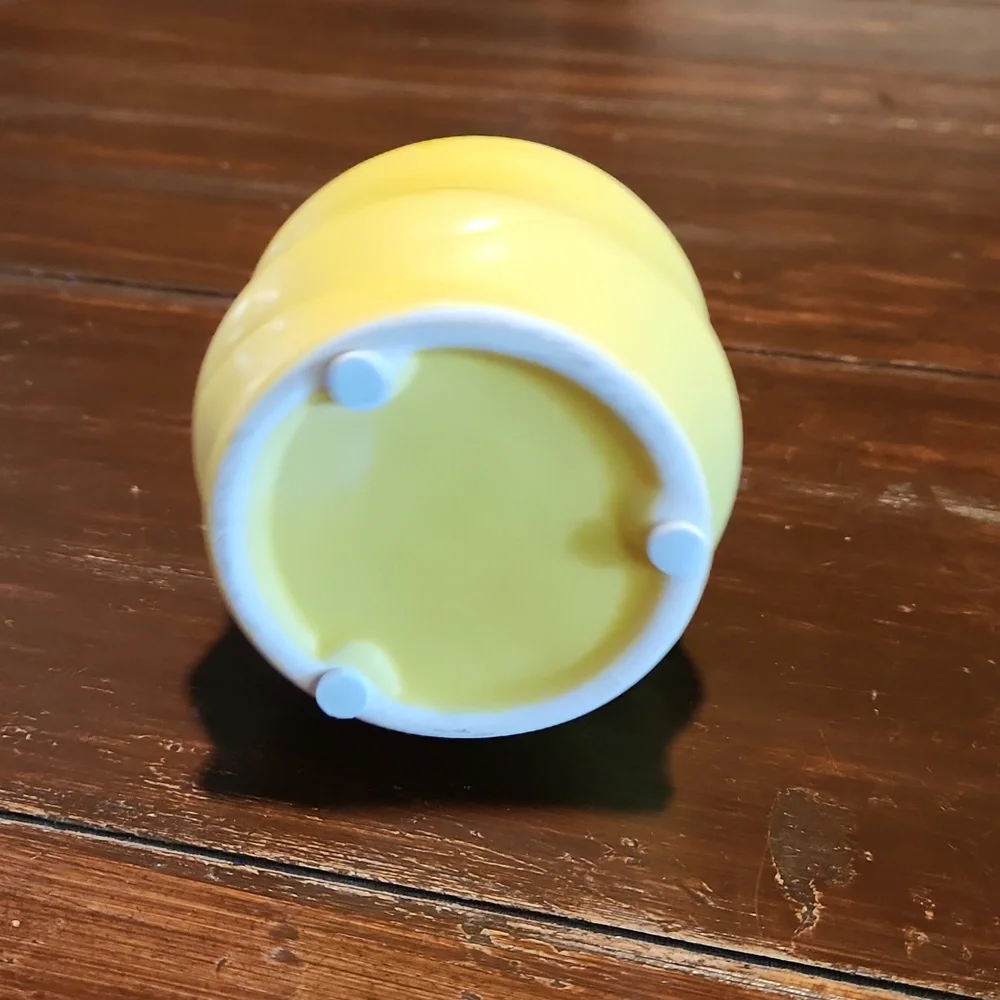 Beehive Bud Vase - Picture 4 of 4